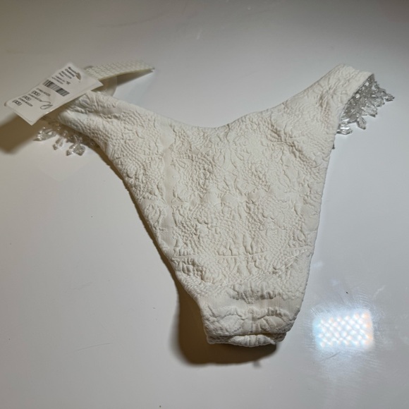 Devor Windsor Bottom - Picture 12 of 12